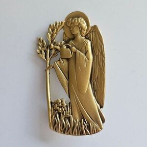 AA garden angel brooch